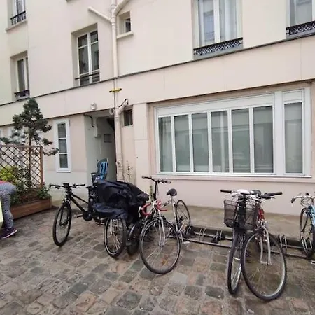 Apartment Place Republique-3